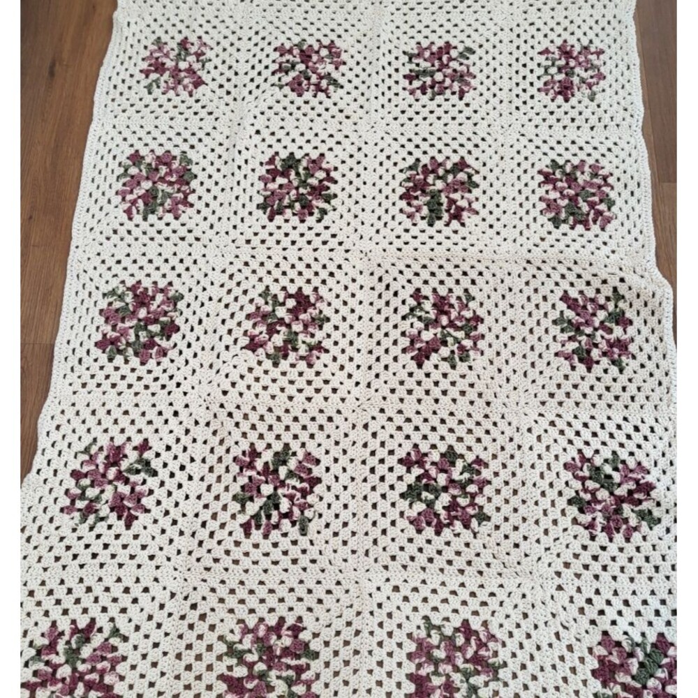 Handmade Crochet Granny Square Afghan Blanket 41x61 Floral Cream Mauve Green